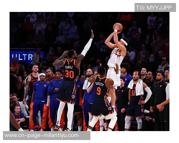 布克称赞格林能减轻压力认为其天赋极高助力球队表现